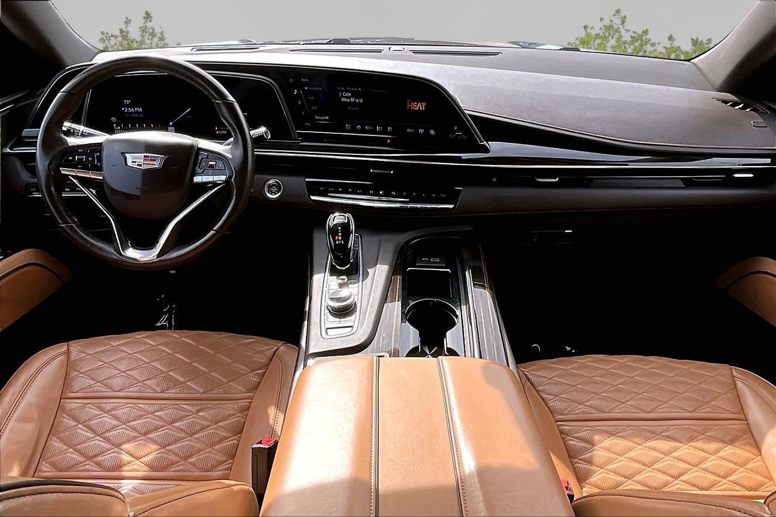 Used 2023 Cadillac Escalade Premium Luxury image 16