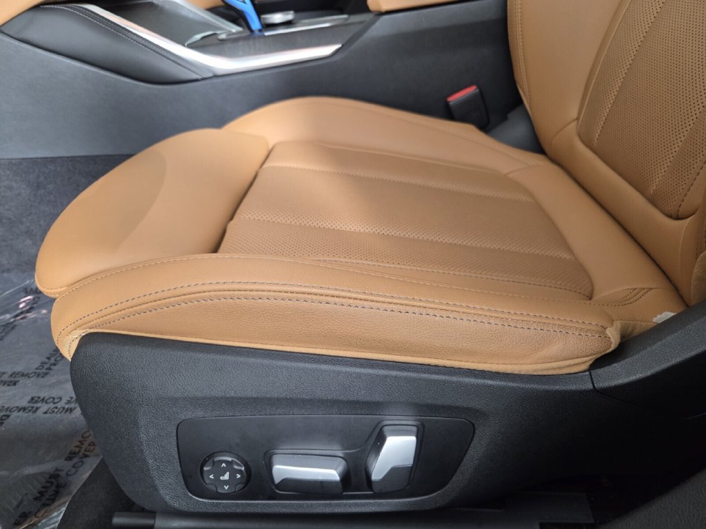 Used 2023 BMW i4 eDrive40 w/ M Sport Package RWD image 10