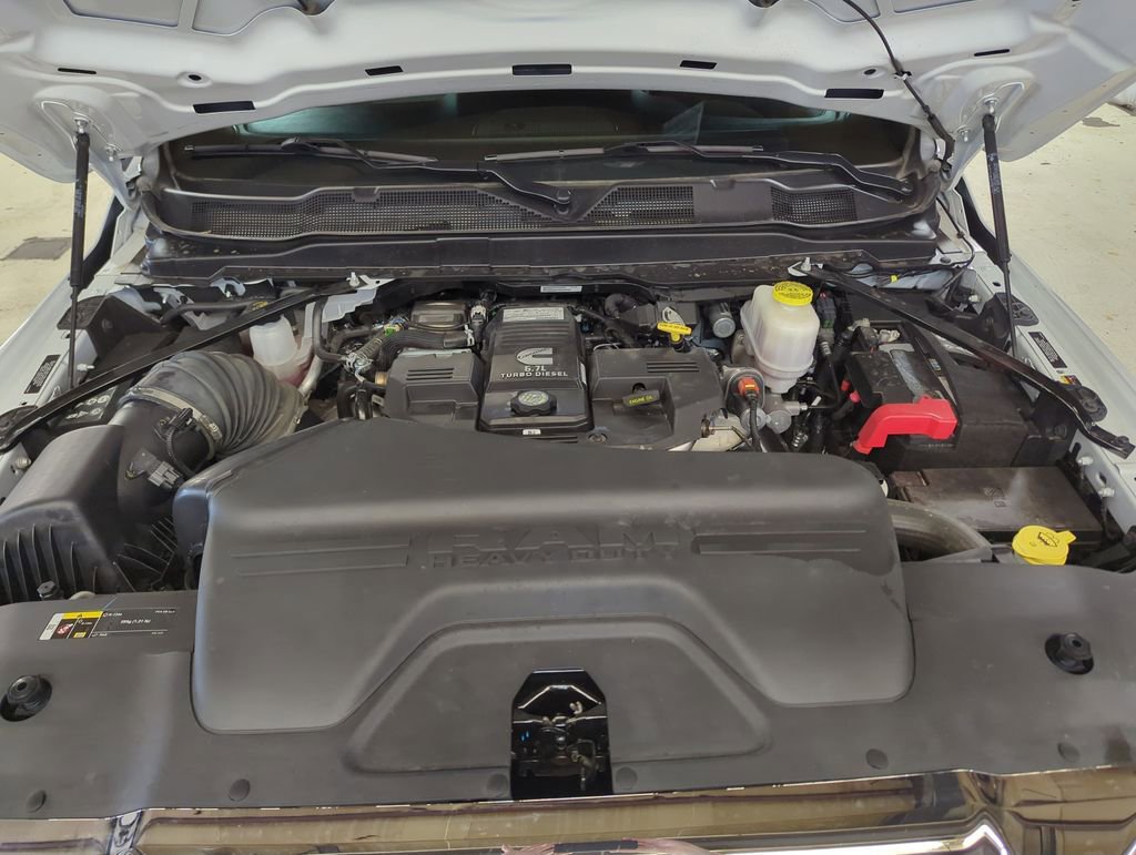 Used 2024 RAM 5500 Tradesman w/ Chrome Appearance Group image 16