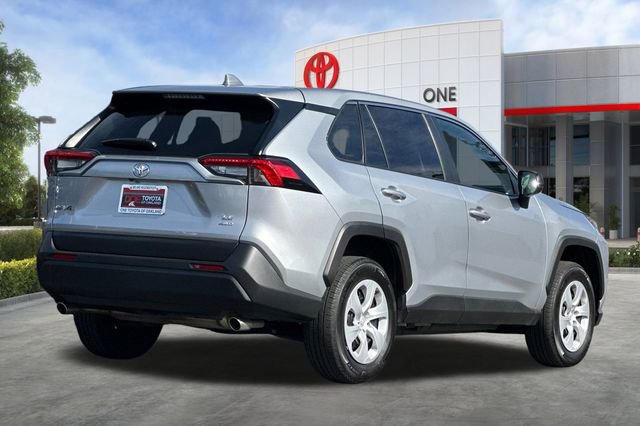 Certified 2025 Toyota RAV4 LE image 5
