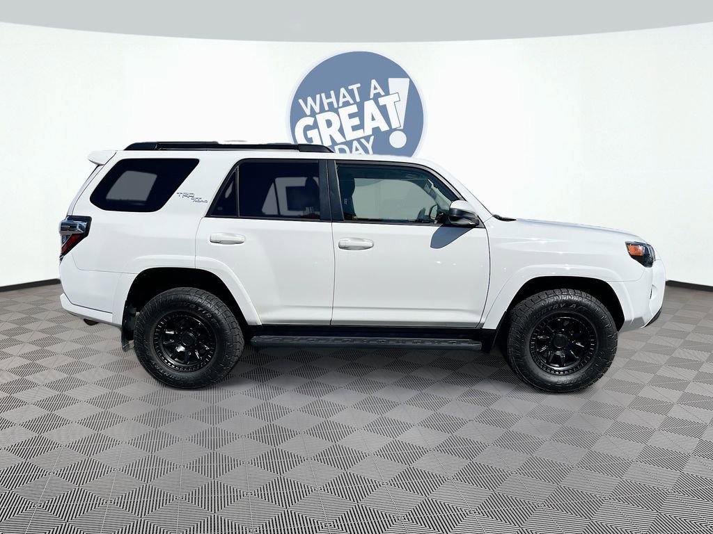 Used 2020 Toyota 4Runner TRD Off-Road image 4