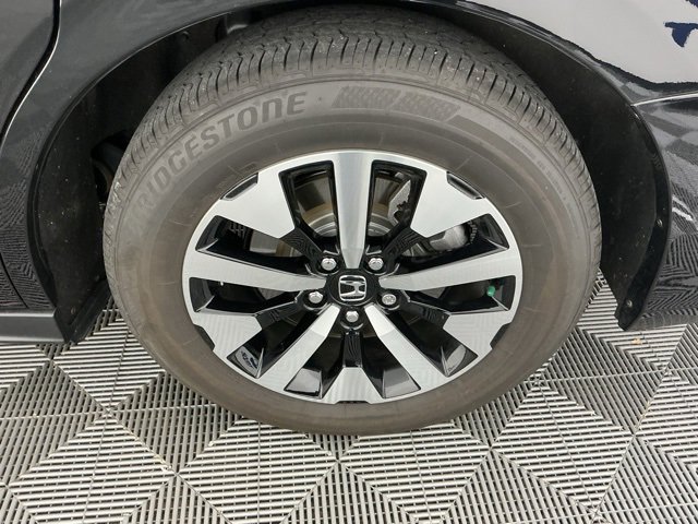 Certified 2025 Honda Odyssey EX-L image 42