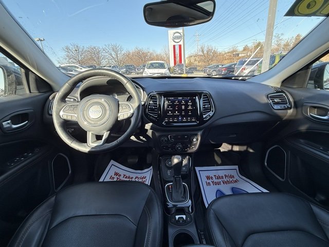 Used 2018 Jeep Compass Limited w/ Navigation Group image 23
