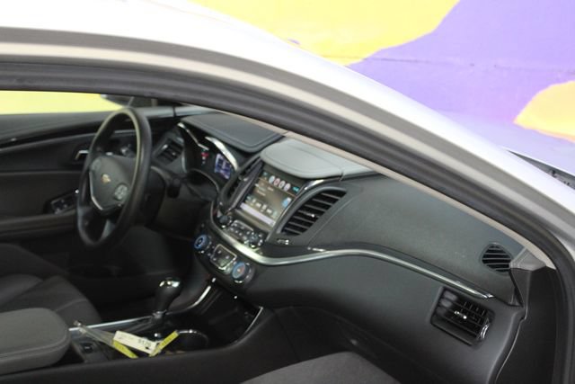 Used 2018 Chevrolet Impala LS FWD image 12