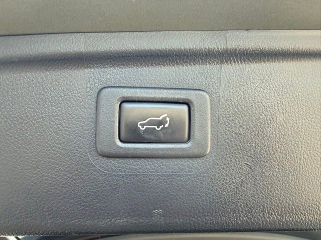Used 2015 Subaru Outback 2.5i Limited AWD/4WD image 17