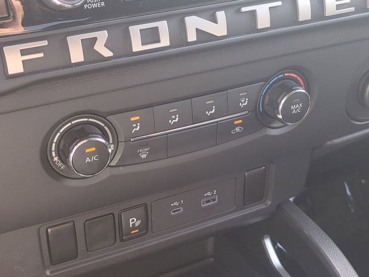 Certified 2025 Nissan Frontier SV RWD image 25