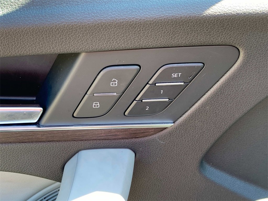 Used 2022 Audi Q5 2.0T Prestige image 17