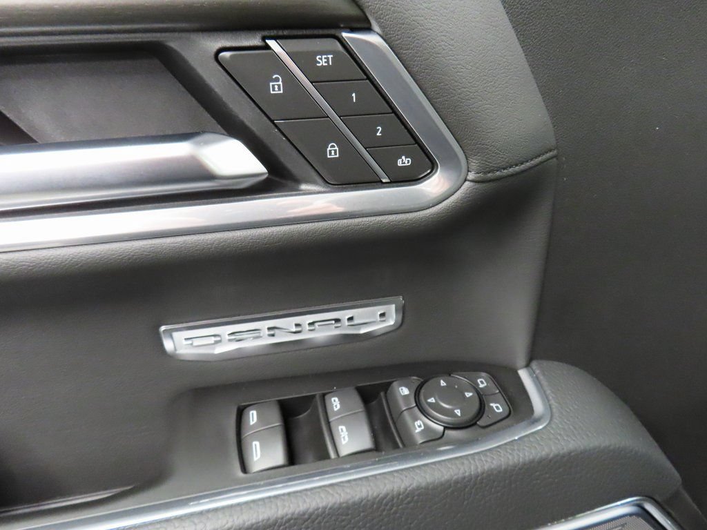 Used 2025 GMC Sierra 1500 Denali AWD/4WD image 56