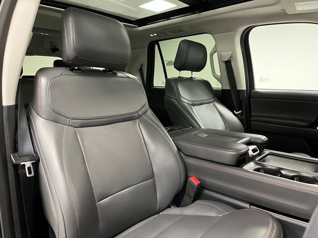 Used 2025 Ford Expedition Active AWD/4WD image 59