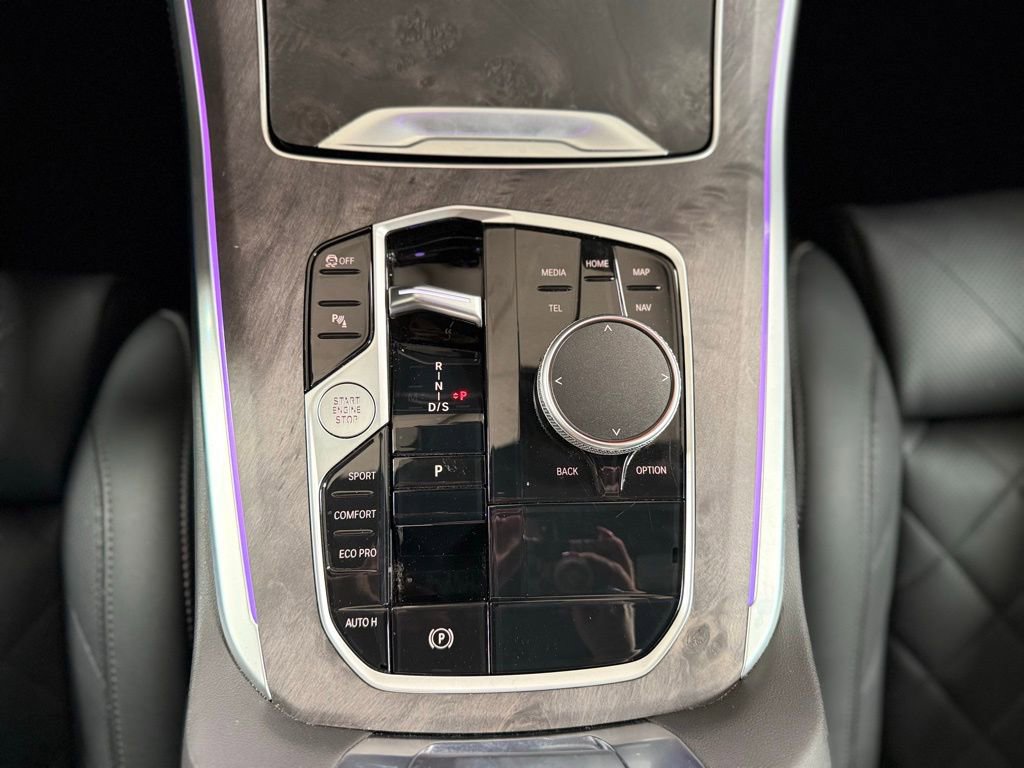 Used 2025 BMW X5 sDrive40i w/ Climate Comfort Package image 25
