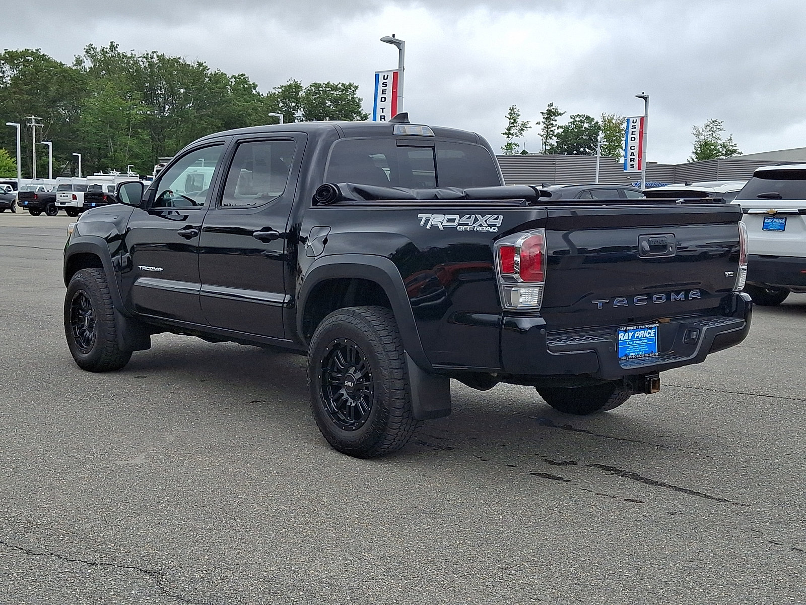 Used 2022 Toyota Tacoma TRD Off-Road w/ Technology Package AWD/4WD image 4