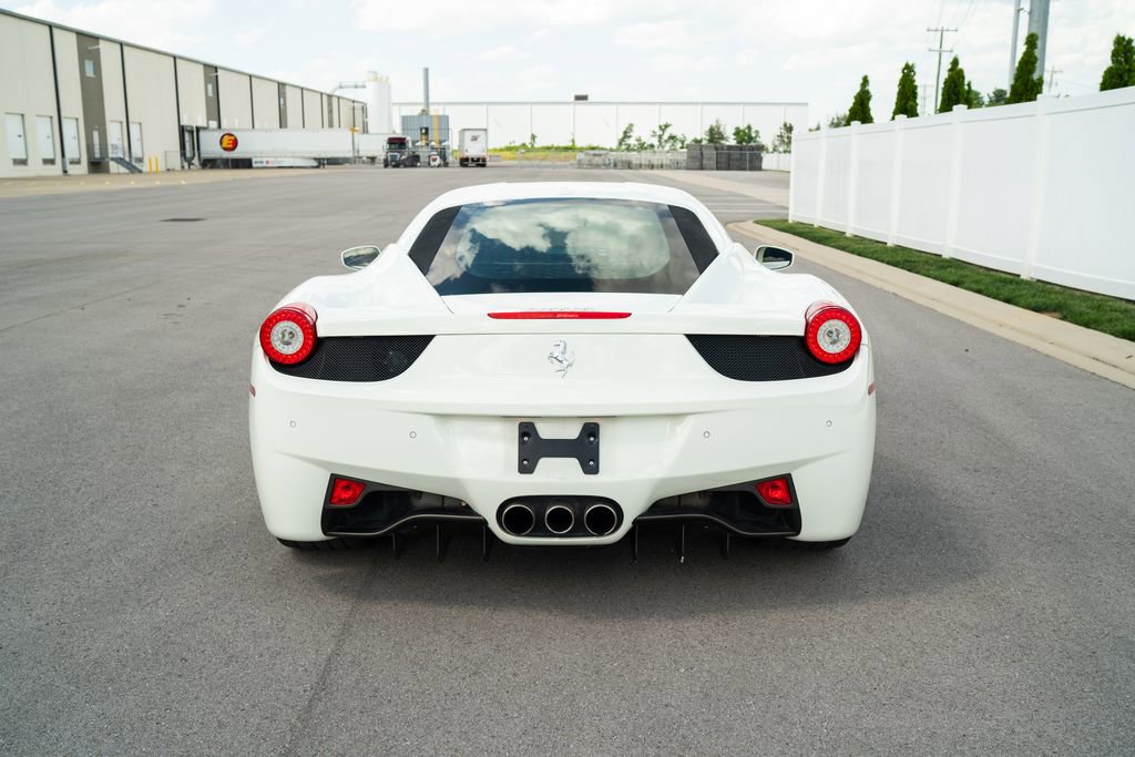 Used 2012 Ferrari 458 Italia Coupe RWD image 4