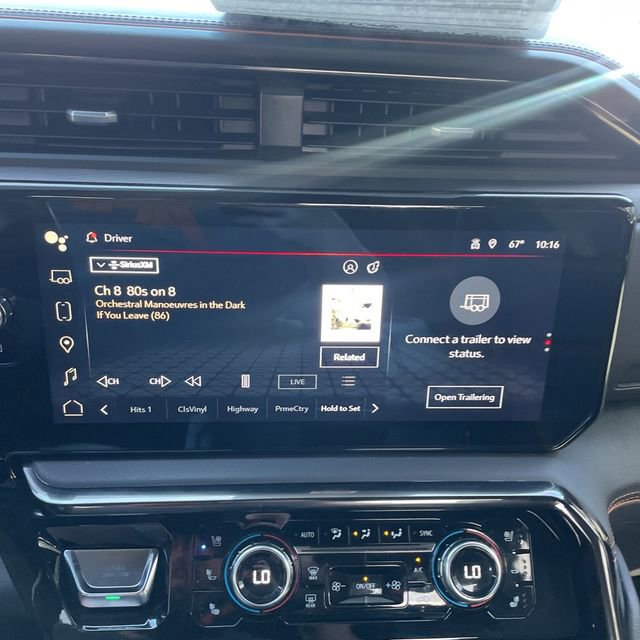 Used 2023 GMC Sierra 1500 AT4 image 16