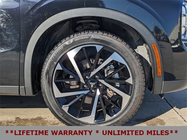 Used 2022 Mitsubishi Outlander SE image 12