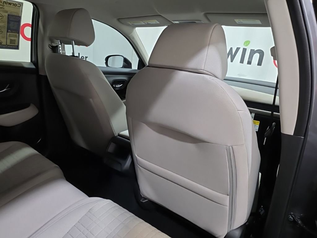 Used 2026 Honda HR-V LX image 17