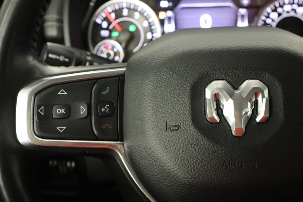 Used 2022 RAM 1500 Laramie AWD/4WD image 8