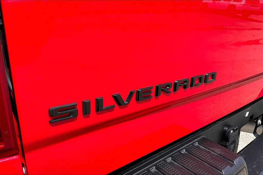 Used 2025 Chevrolet Silverado 2500 Custom w/ Custom Value Package AWD/4WD image 27