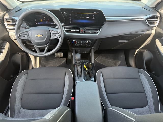 Certified 2025 Chevrolet TrailBlazer LT FWD image 13