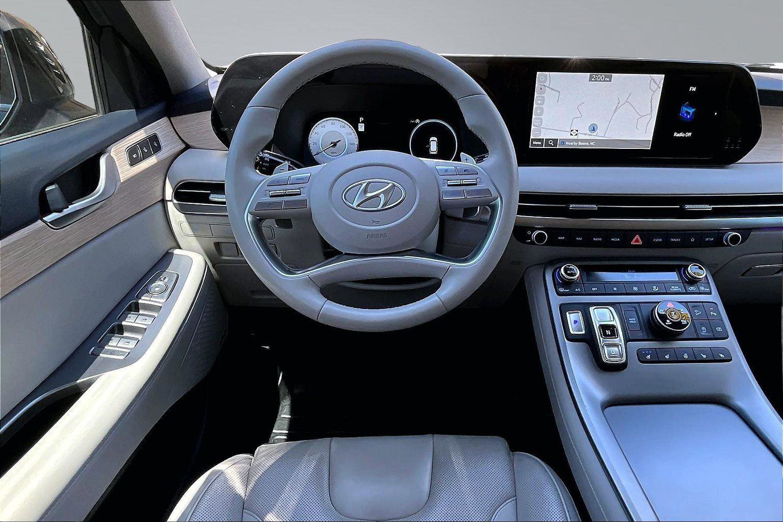 Used 2024 Hyundai Palisade Limited AWD/4WD image 6