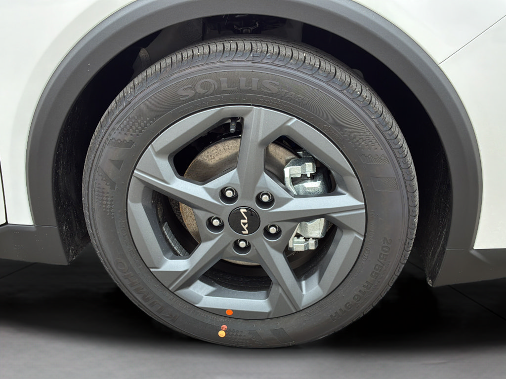 New 2026 Kia K4 FWD image 31