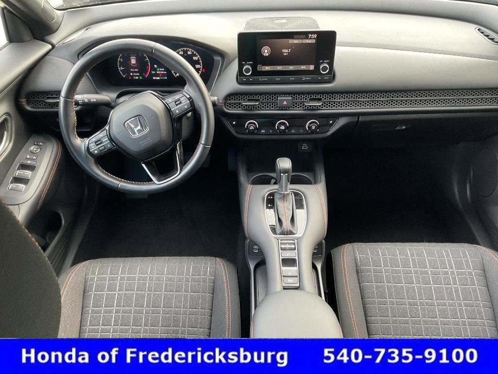 Used 2025 Honda HR-V Sport image 43