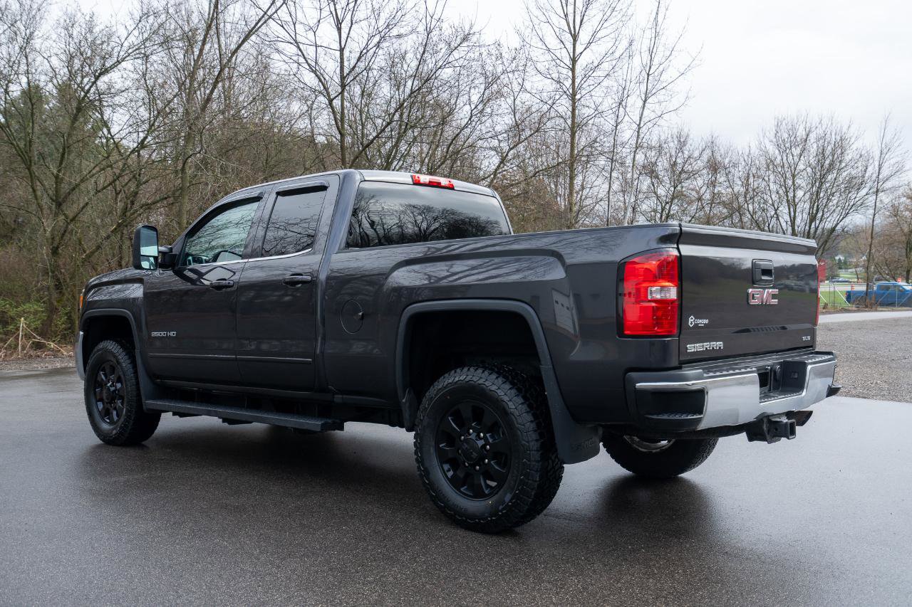 Used 2015 GMC Sierra 2500 SLE w/ SLE Preferred Package image 5