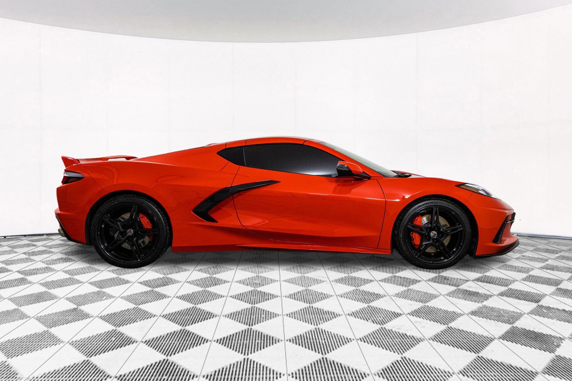 Used 2020 Chevrolet Corvette Stingray Premium Cpe w/ 3LT Preferred Equipment Group image 17