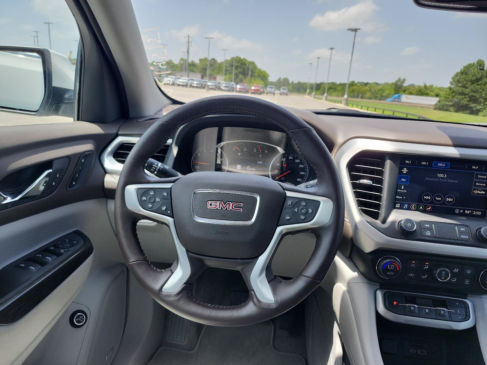 Used 2021 GMC Acadia SLT w/ Preferred Package FWD image 14