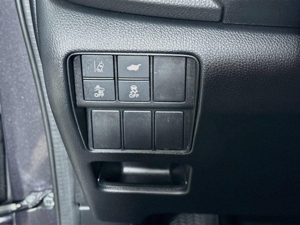 Used 2019 Honda CR-V Touring image 11