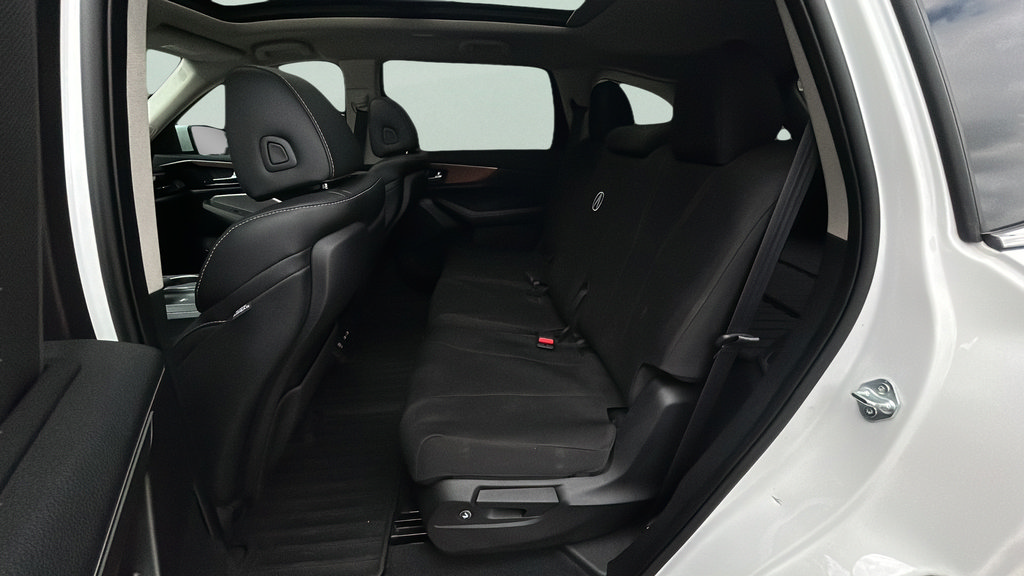 Used 2022 Acura MDX w/ Technology Package FWD image 17