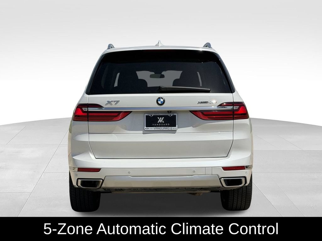 Used 2022 BMW X7 xDrive40i w/ Premium Package AWD/4WD image 8