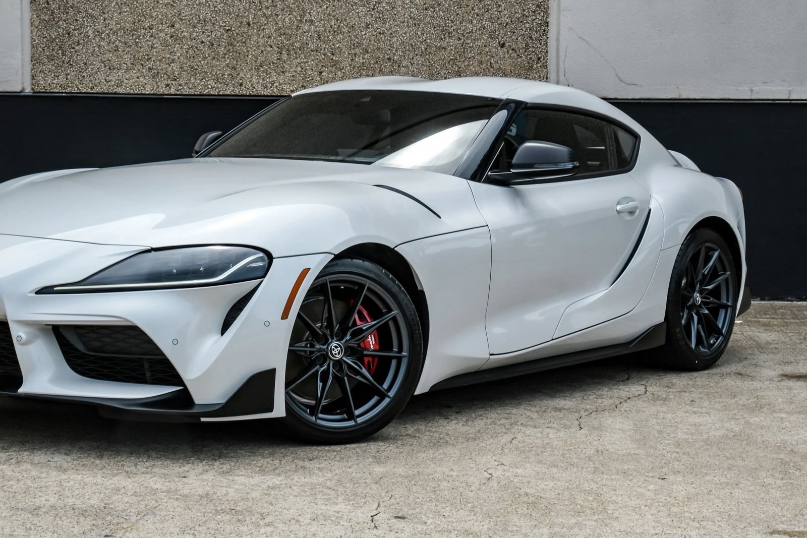Used 2023 Toyota Supra Premium RWD image 5