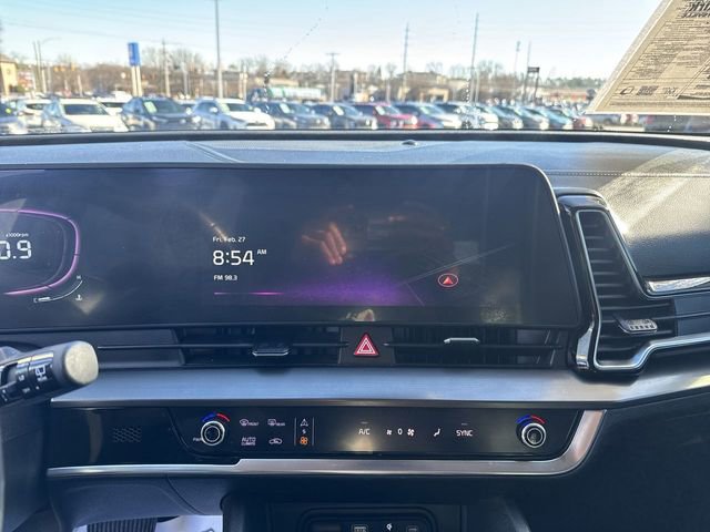 Used 2024 Kia Sportage EX image 16