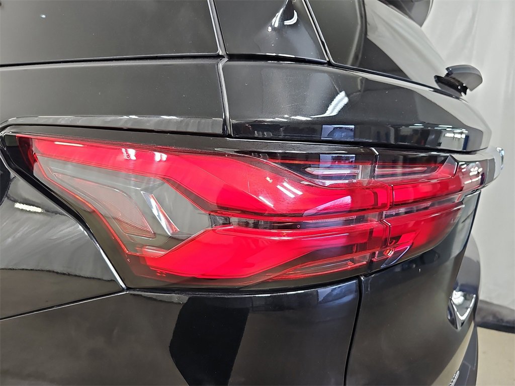 Certified 2023 Chevrolet Traverse LT image 41