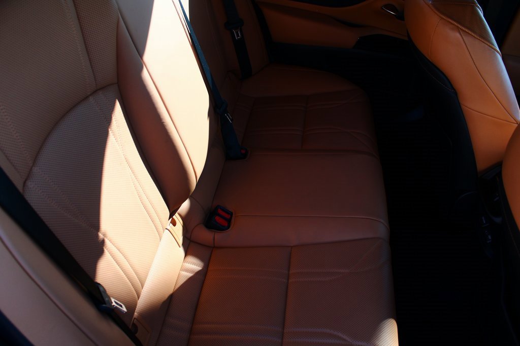 Used 2024 Lexus ES 350 Ultra Luxury image 8