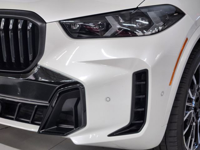 Used 2025 BMW X5 sDrive40i w/ M Sport Package image 12