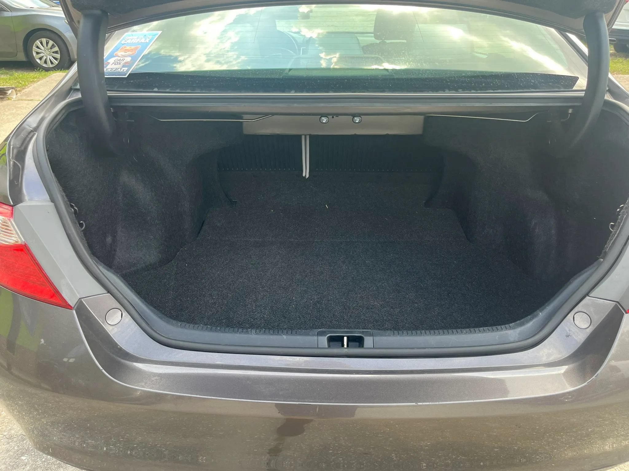 Used 2015 Toyota Camry XLE FWD image 26