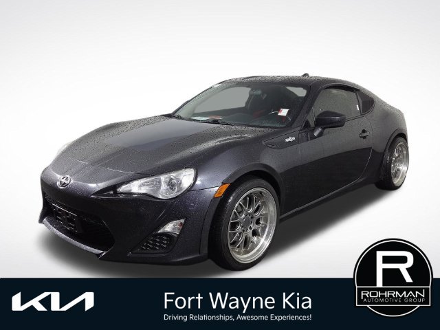 Used 2016 Scion FR-S RWD image 1