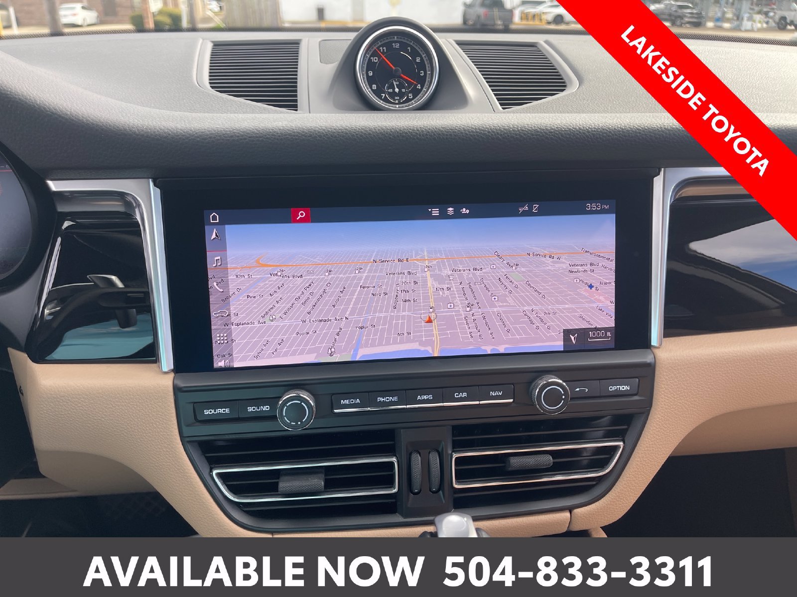 Used 2021 Porsche Macan AWD/4WD image 28