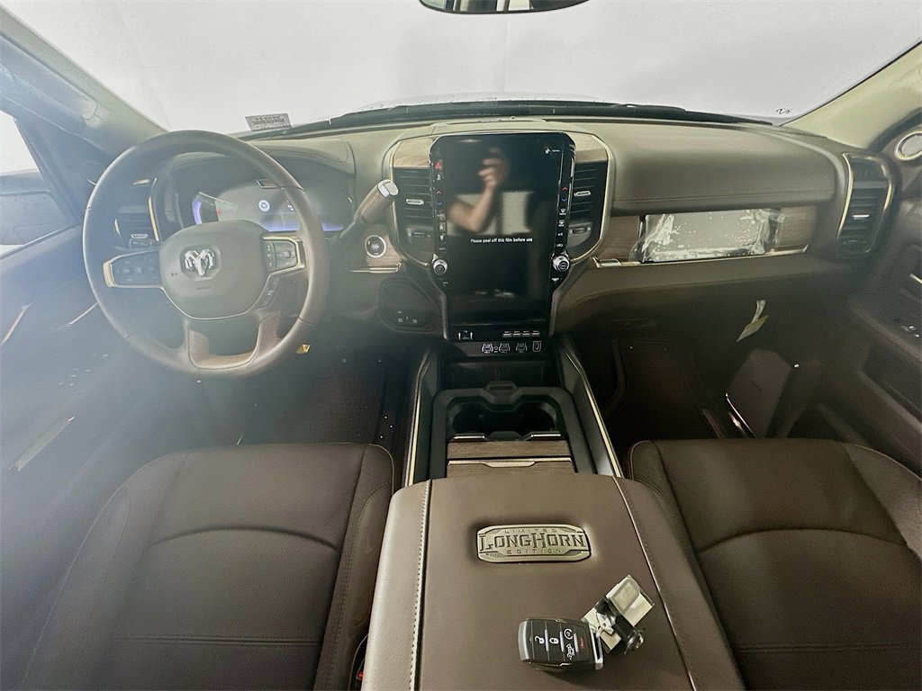 New 2026 RAM 2500 Limited w/ Towing Technology Group image 9