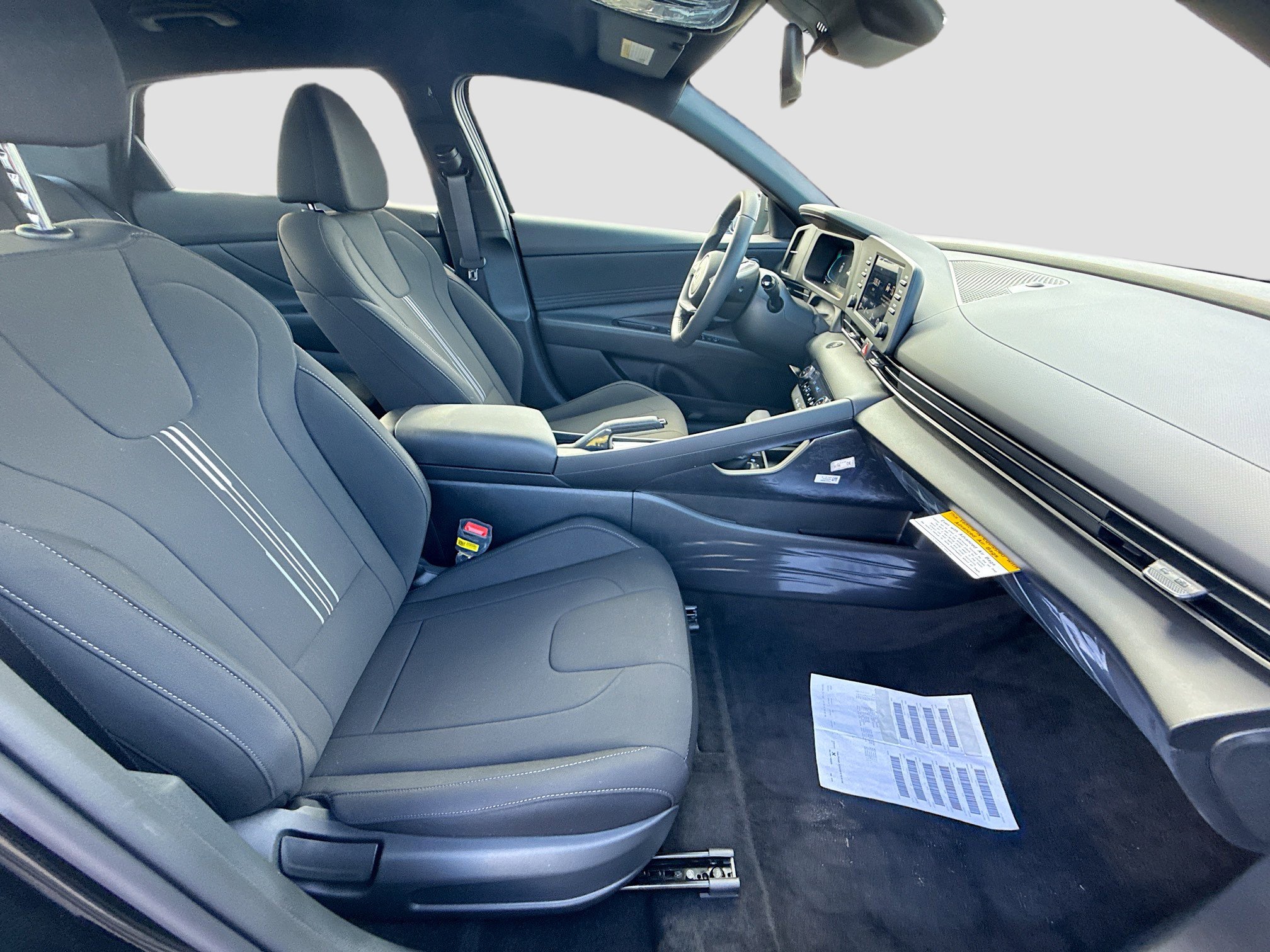 New 2026 Hyundai Elantra Sport FWD image 20