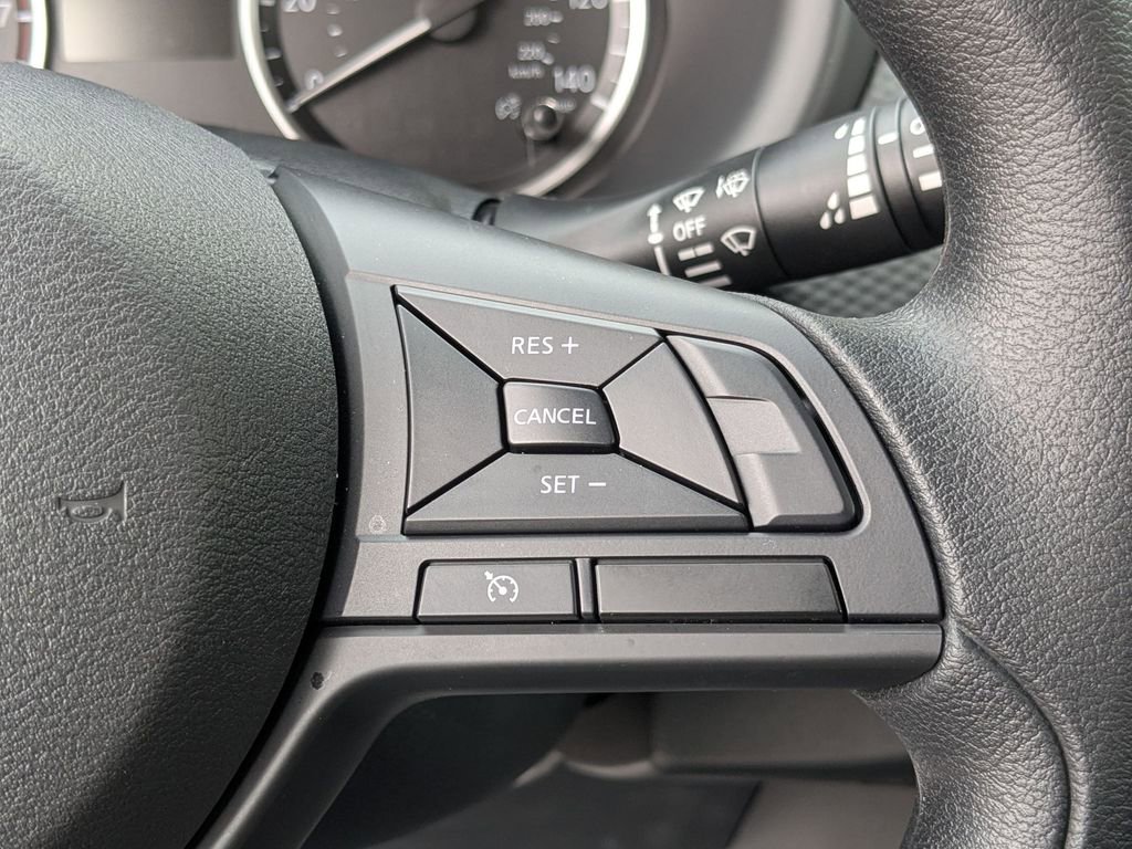 Certified 2025 Nissan Kicks Play S image 17