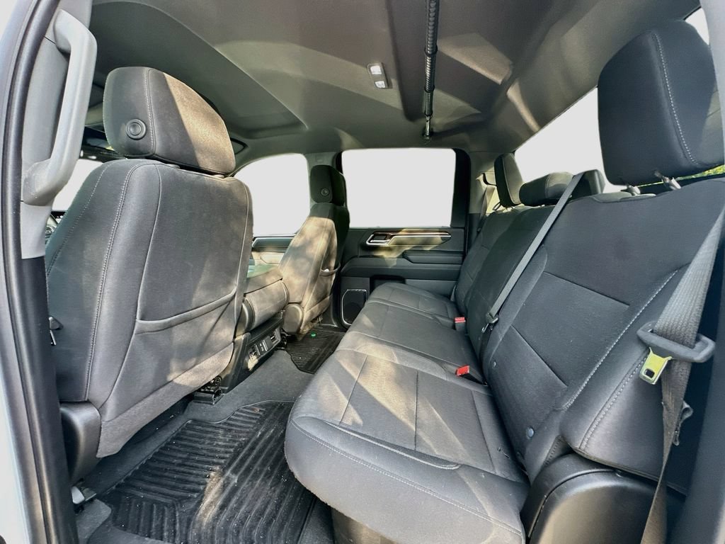 Used 2025 Chevrolet Silverado 2500 LT w/ Convenience Package AWD/4WD image 25