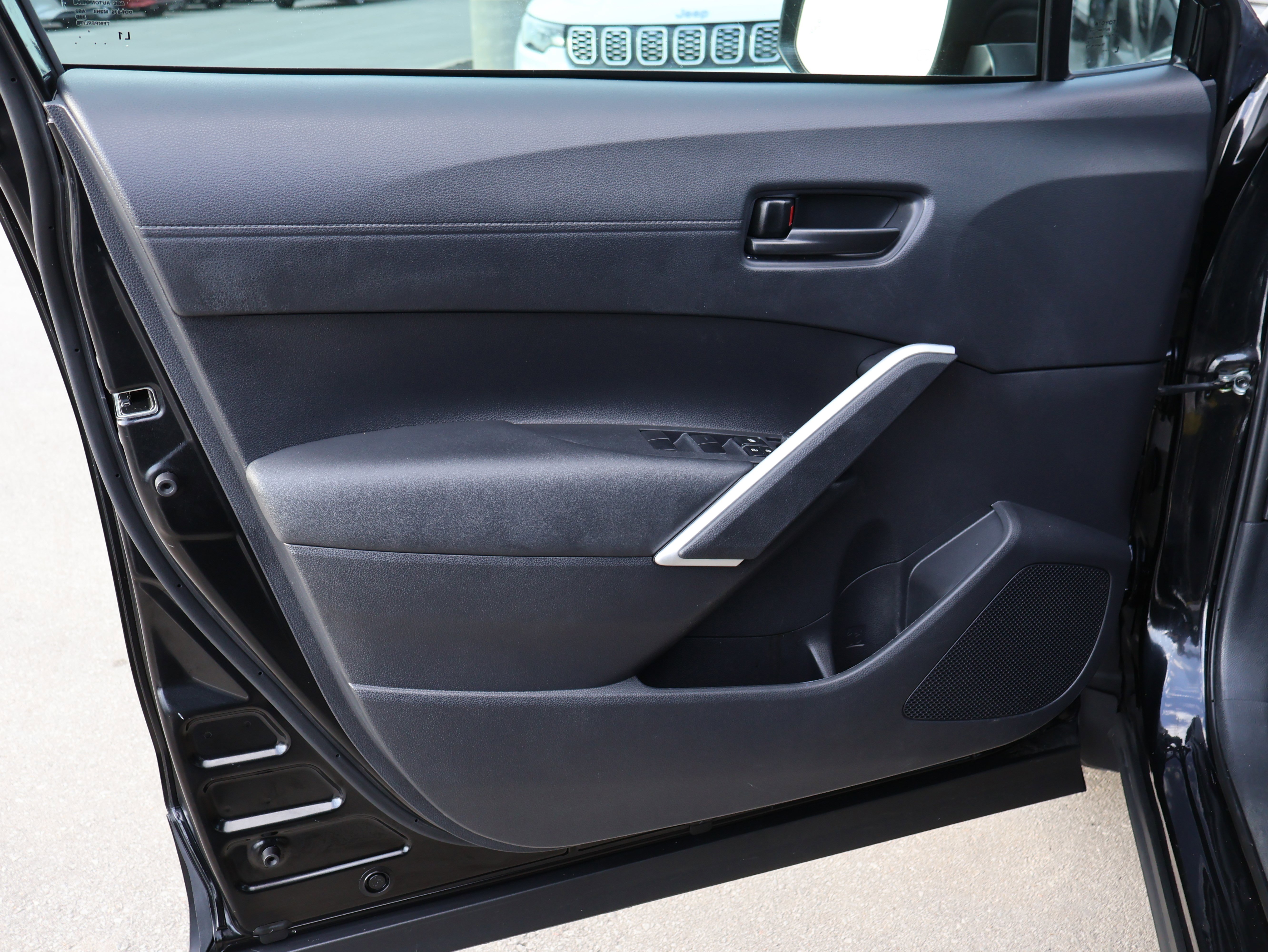 Used 2024 Toyota Corolla Cross SE AWD/4WD image 22