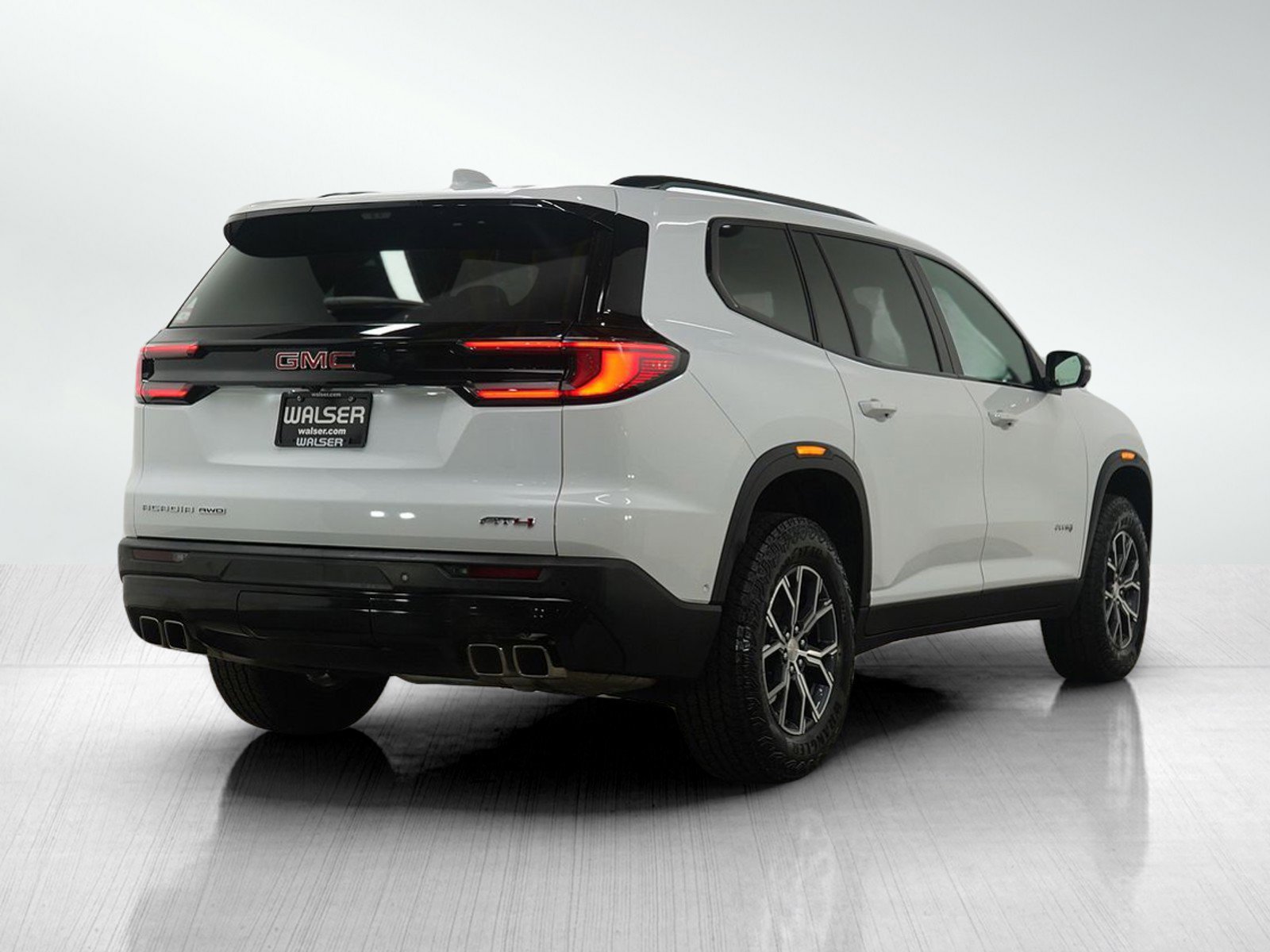Used 2024 GMC Acadia AT4 w/ Super Cruise Package image 5