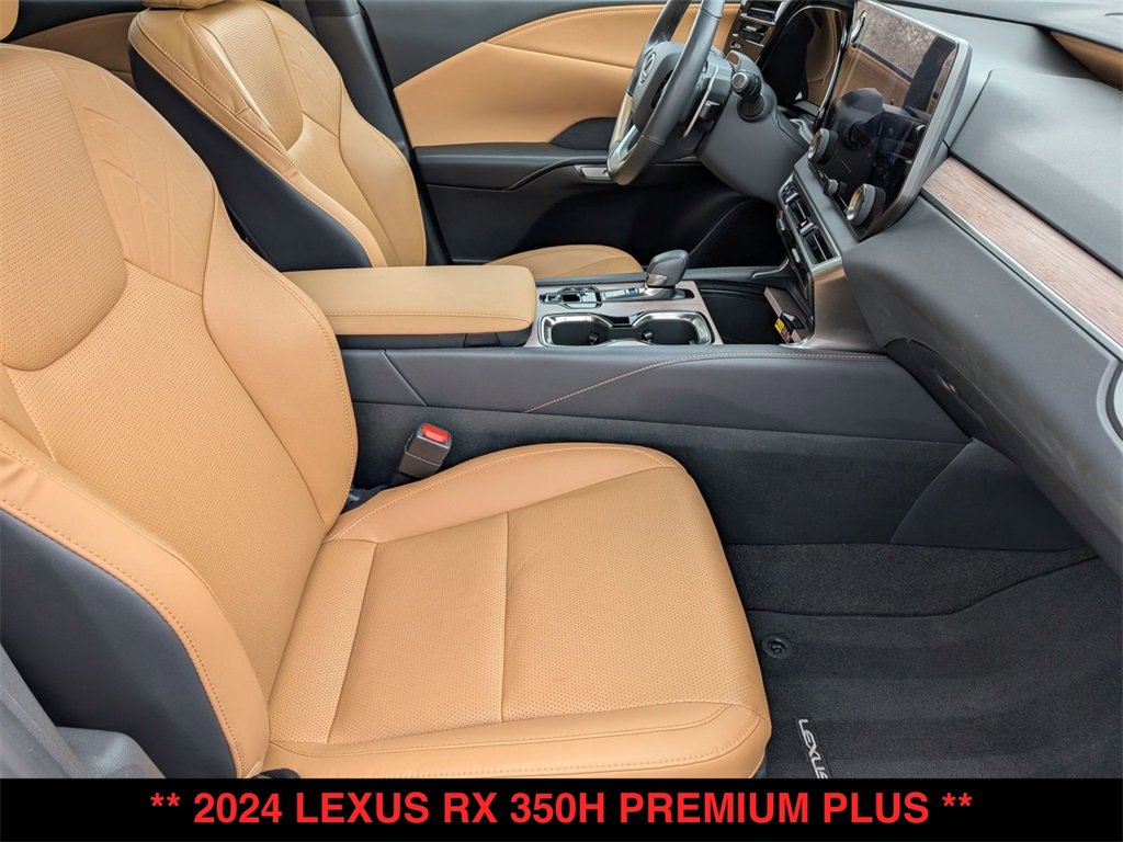 Used 2024 Lexus RX 350 w/ Convenience Package image 27