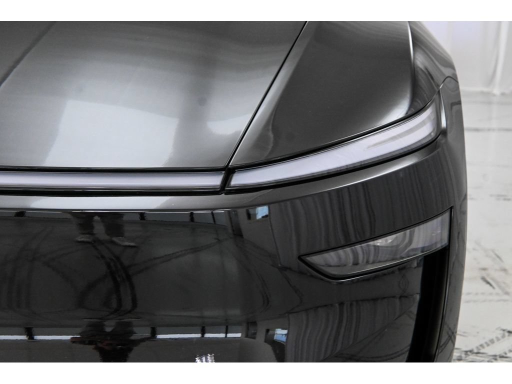 Used 2026 Tesla Model Y Long Range RWD image 24