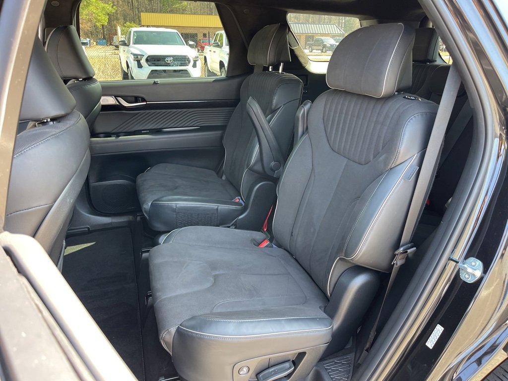 Used 2024 Hyundai Palisade Calligraphy image 19