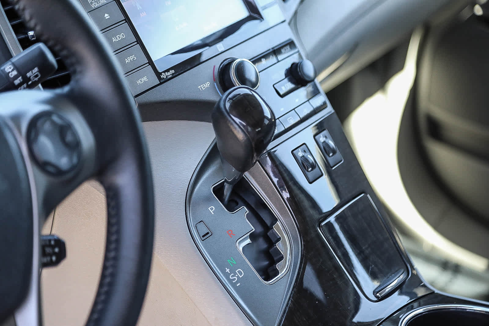 Used 2015 Toyota Venza XLE w/ XLE Premium Package image 20