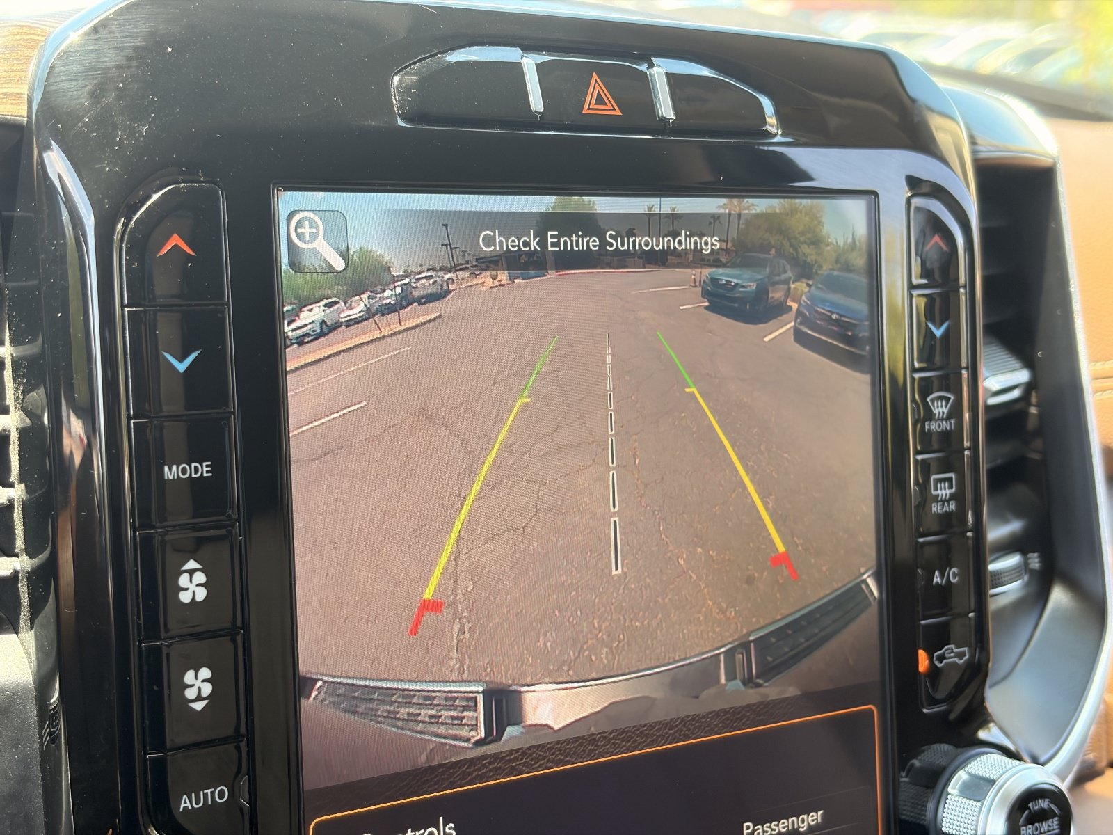 Used 2019 RAM 1500 Laramie AWD/4WD image 22